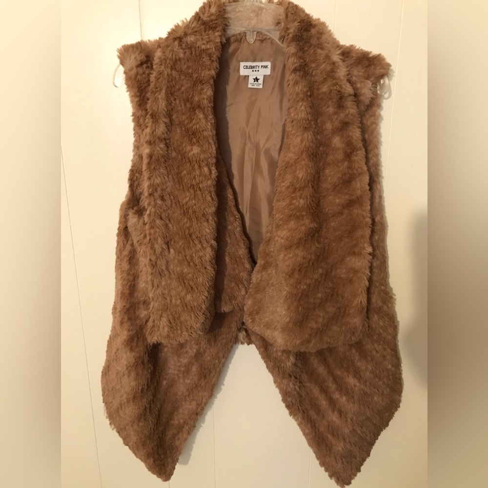 Celebrity Pink Camel Color Faux Fur Vest Size Large